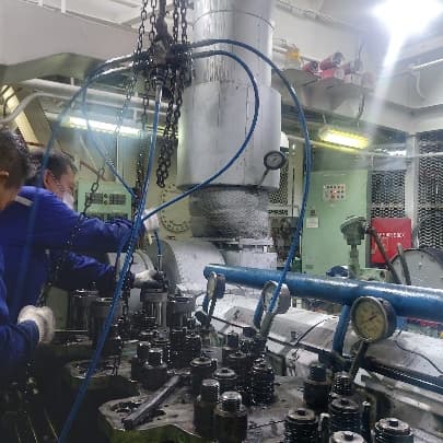 선박 엔진 분해 정비